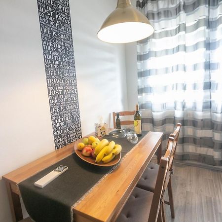 Apartment Noemi Pula Exteriör bild
